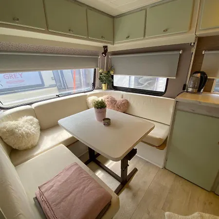 Cosy Campers Campsite *